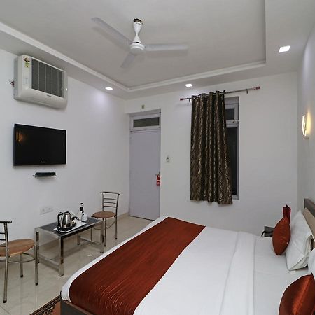 Oyo 11526 Hotel Apollo Agra  Exterior foto